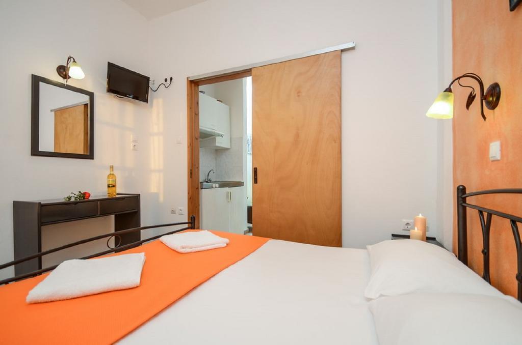 Sofia Studios Agia Anna  객실 사진